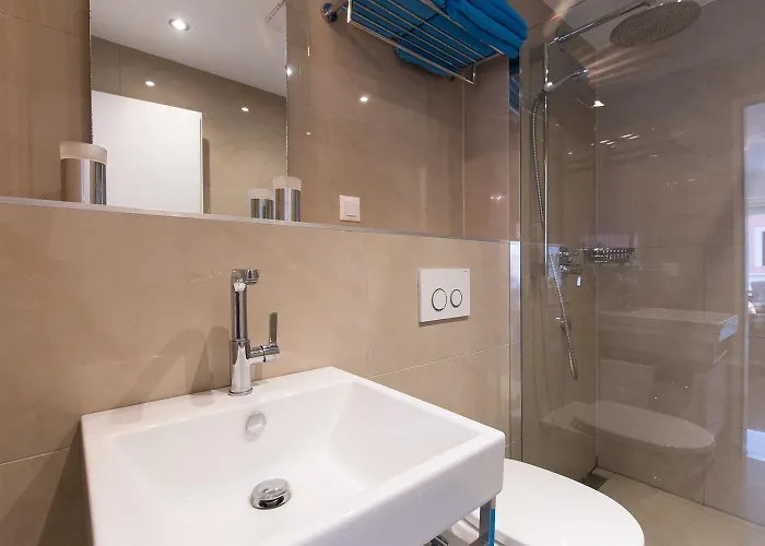 Lejlighed Koralj 2 With A Heated Pool