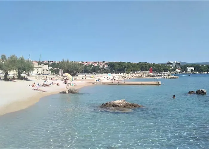 Lejlighed Koralj 2 With A Heated Pool Krk Town